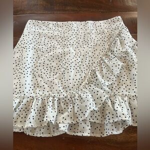 SHEIN Asymmetrical Polka Dot Skirt - White and Black